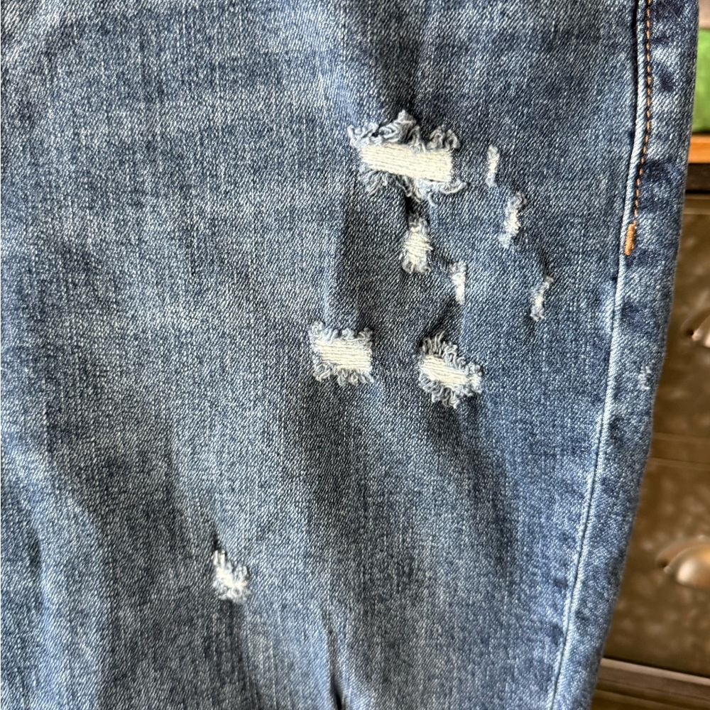 Old Navy - Sz 12P- Slouchy Distressed Denim | Boyfriend Style |‎ Casual Cool - Picture 10 of 11